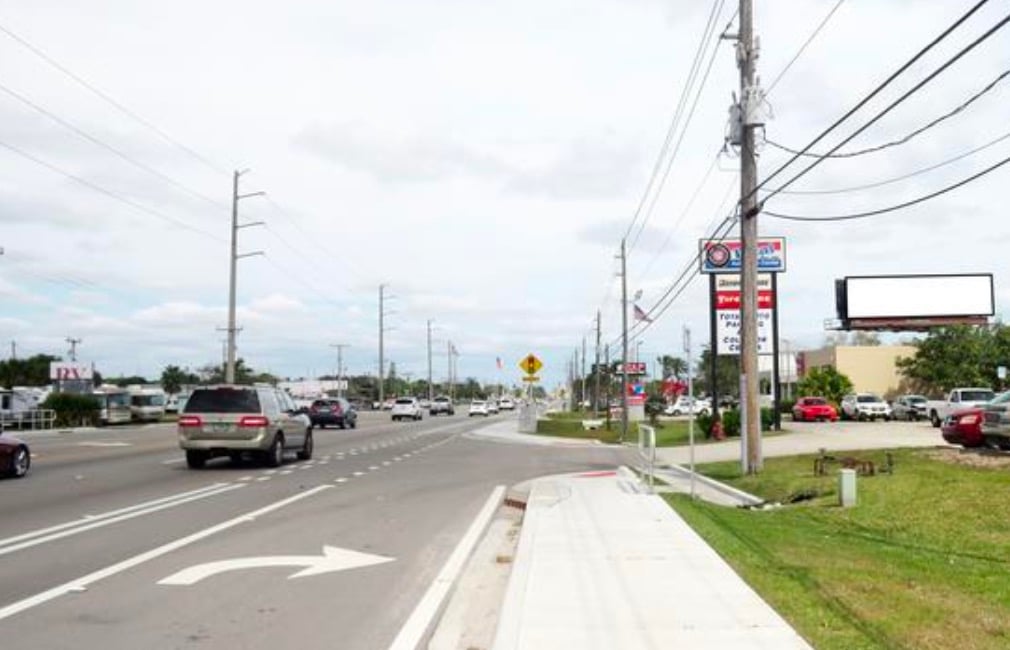 Location photo for S US Hwy 1 near Midway Rd -E & US Hwy 1 (Fort Pierce)