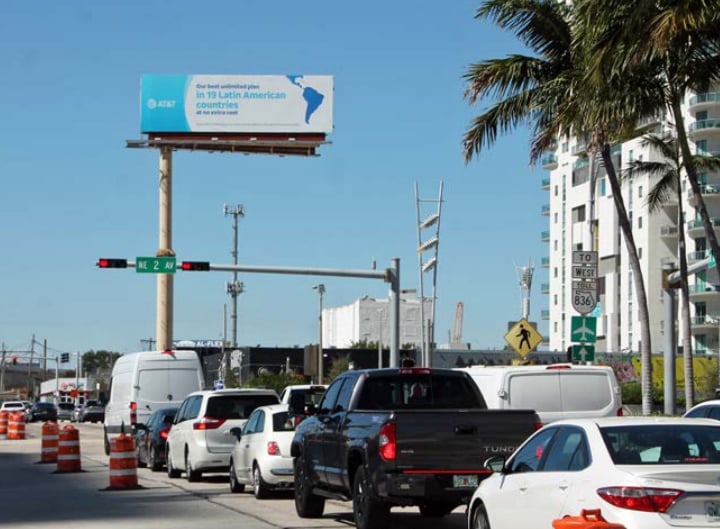 Location photo for NW 13th St near School Board Station, Town Square (Miami)