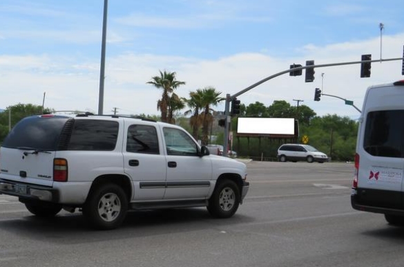 Location photo for E Terminal Produce Dr near Santa Cruz County Provisional Community College District (Nogales)
