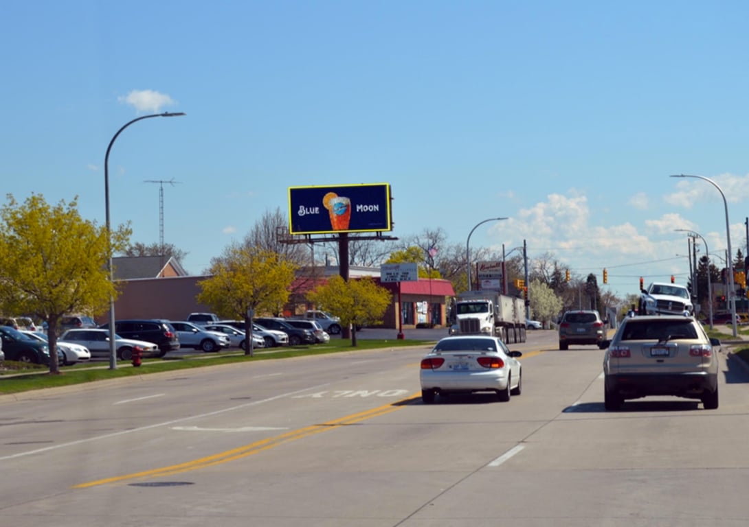 10TH STREET 150' N/O LAPEER E/S F/N Media