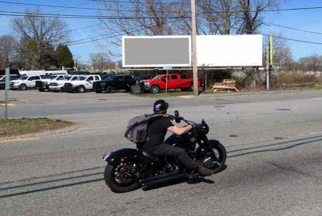 Location photo for Middlesex Ave near State Rd Shaw's, North Dartmouth (Dartmouth)