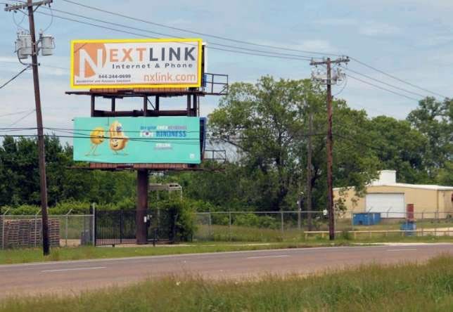 HWY 31 #03, 1.3 MI E/O I-45, N/S TOP Media