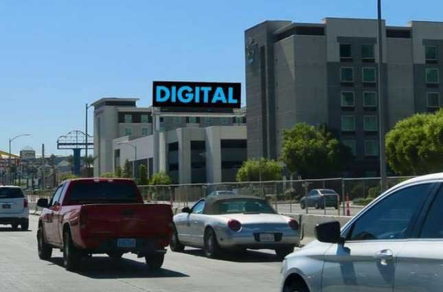 Location photo for Dean Martin Dr near Vdara Dog Park (Las Vegas)