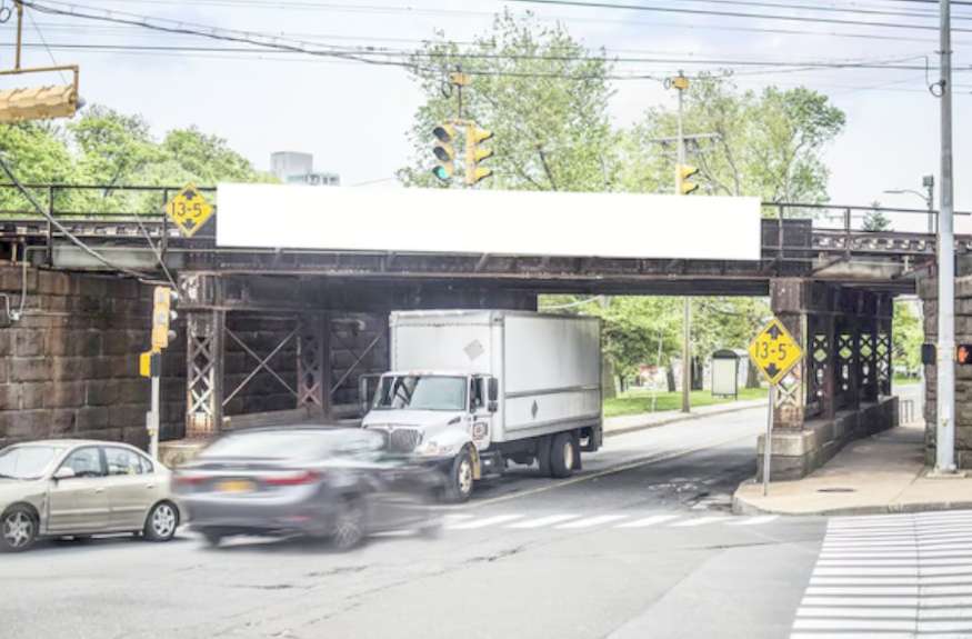 Location photo for Greenwich Ave near Connecticut Transit Schedule, Harbor Point (Stamford)