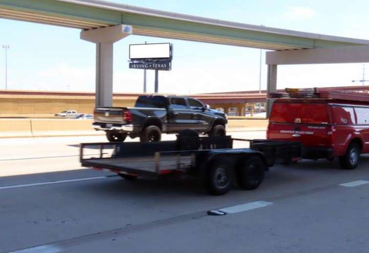 Location photo for Walton Walker (Loop 12) ES 400ft N/O Airport Fwy F/N - 3