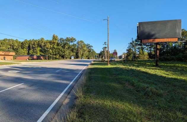 E/S Hwy 43 S/O Commerce St