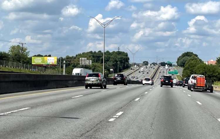 3340 I-85 0.65 mi N/O Statesville Ave ES Media