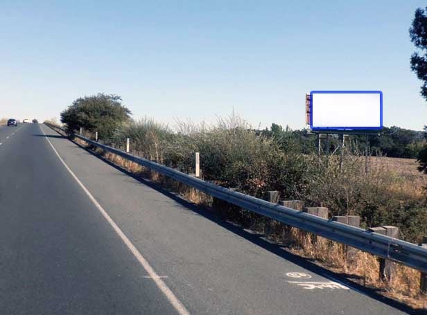 Hwy 101 4560 ft S/O Corona Rd. Ovp. W/S F/NW Media