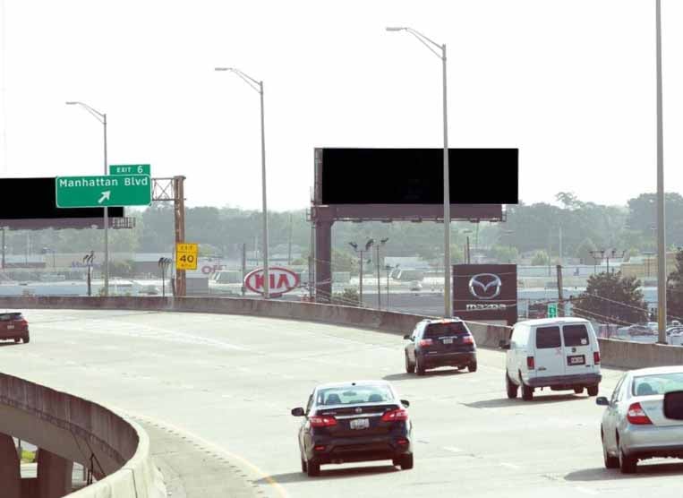 Location photo for Westbank Expy near Westbank Expressway @ Maple (Harvey)