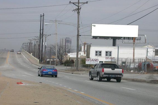 Location photo for S Market St near Dupont Hwy @ Millside Rd (Wilmington)