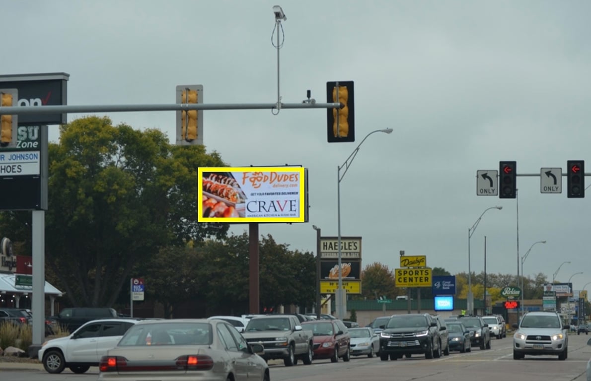 Location photo for W 41st St near Plaza 41 (Sioux Falls)