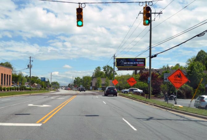 Location photo for Hendersonville Rd near Hendersonville Rd at Glenn Bridge Rd, Arden (Asheville)