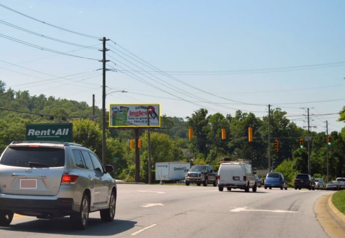 HWY 25 (HENDERSONVILLE RD) 50 ft S/O ROCK HILL RD ES Media