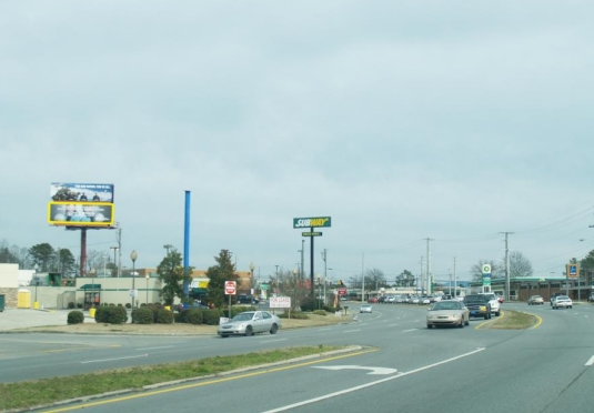 N/S WALNUT.1MI W/O AIRPRT RD W/F BOT LHR Media