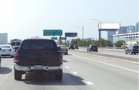 Location photo for E 16th St near San Pedro St, Downtown Los Angeles (Los Angeles)