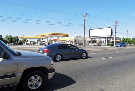 Location photo for Madison Ave near Auburn Blvd & Madison Ave (WB) (Sacramento)