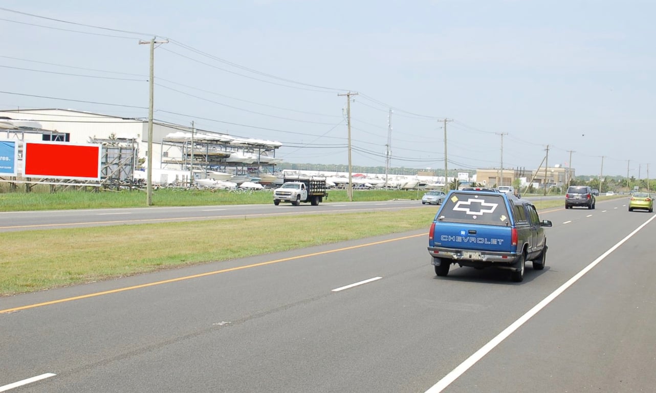 Rt 47, 1.2 Miles E/O Garden State Parkway Media