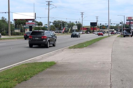 Location photo for Blanding Blvd near Boot Barn (Orange Park)