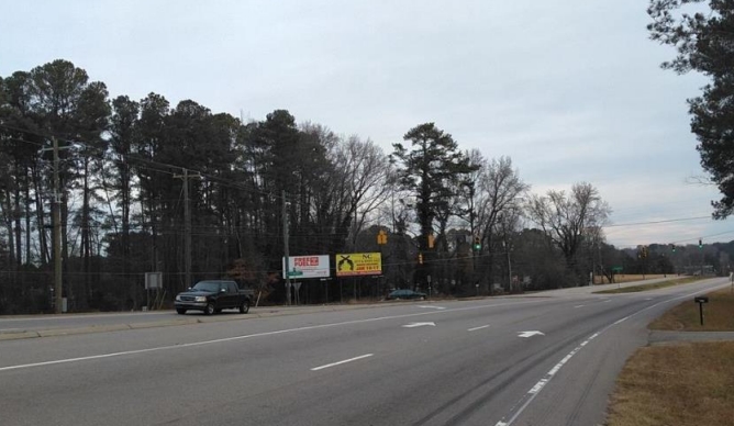 5700 US 401(FAYETTEVILLE RD) 80 ft N/O SIMPKINS RD(SR1375) WS Media