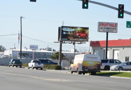 WL FRUITVALE AVE 300' S/O MEANY AVE Media