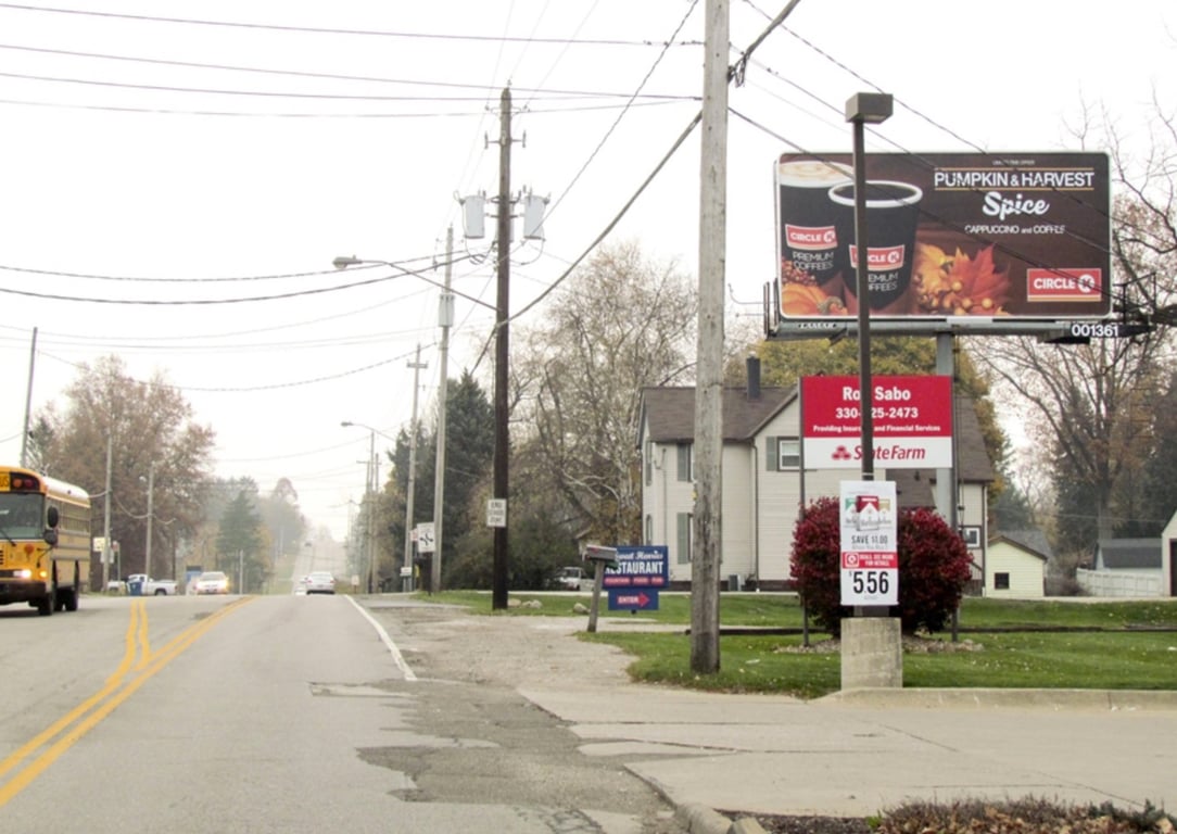 Location photo for Norton Ave near Norton Ave & Hawthorne Dr (Norton)