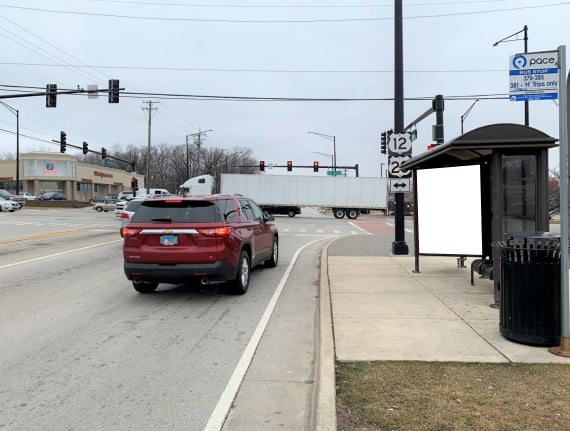 Location photo for Hill Creek Shopping Center (Hickory Hills)