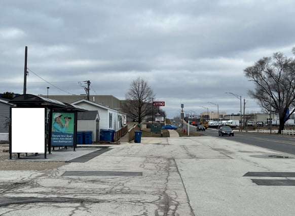 Location photo for East Ave near Hodgkins Park District (Hodgkins)