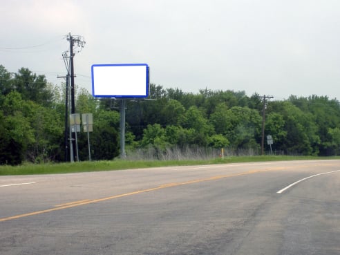 East side of Hwy 5 approx 1 mile South of Bus. 121 and downtown Van Alstyne, N/F Media