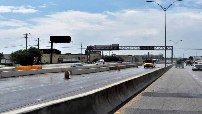 Loop 1604 & .3M E/O I-35 SS F/S F/S Media