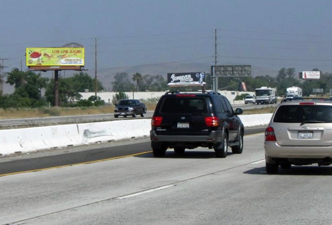 Location photo for Collier Ave near Yarborough Park (Lake Elsinore)