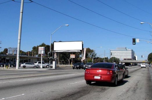 Location photo for W Century Blvd near Welcome to Los Angeles Mural (Inglewood)