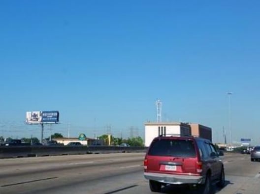 Location photo for Southwest Fwy near River Oaks Medical Center, Greenway / Upper Kirby Area (Houston)