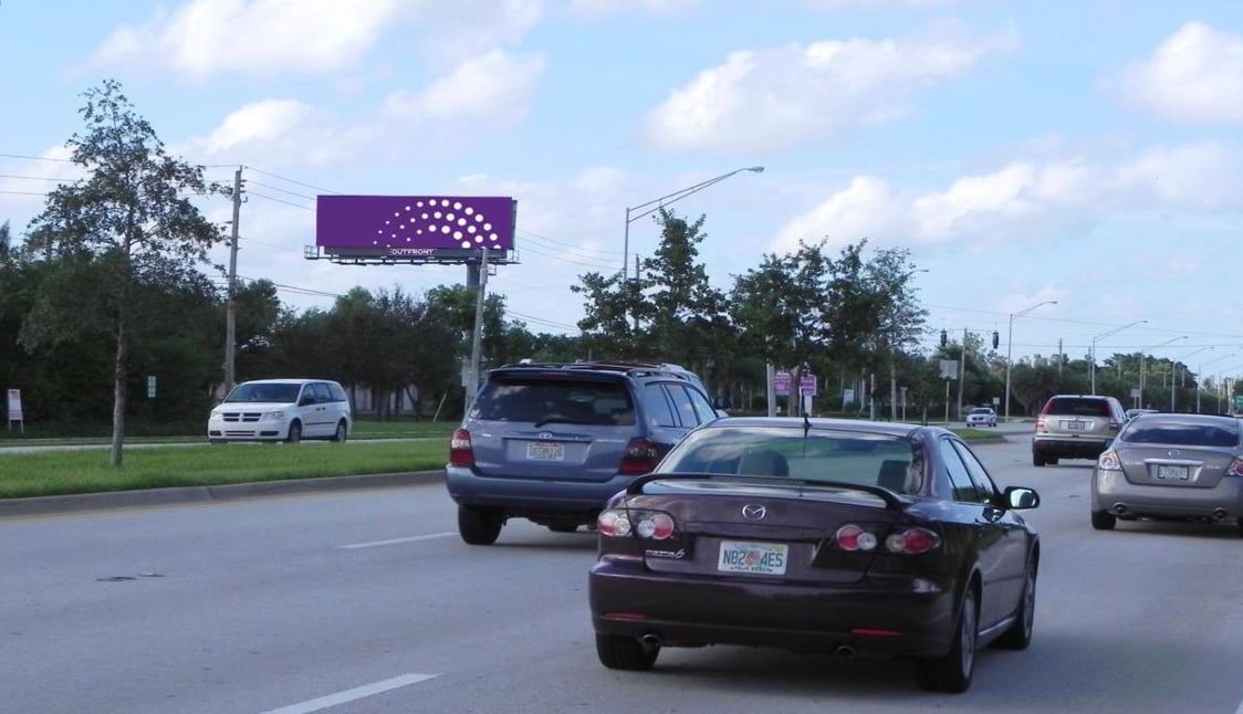 SR-7 1.00 mi N/O Yamato Rd W/S F/S Media