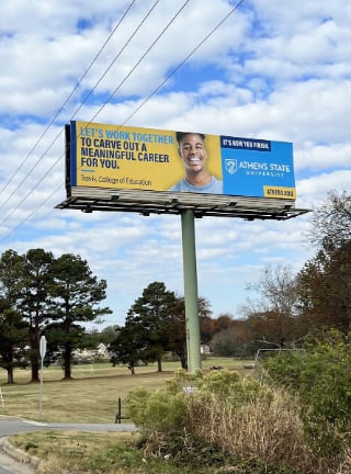 Avalon Ave by Railroad Tracks Media