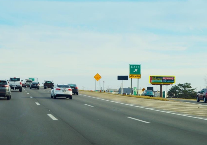 8000 E. BA EXPY, WS, 60' W/O MEMORIAL Media