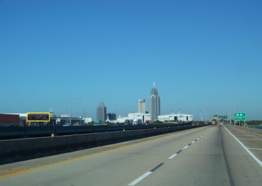 S/S I-10 1ST E/O TUNNEL F/E Media