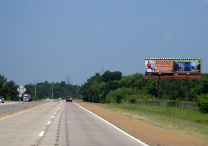 US 65 EXPY E/S 0.2 MI W/O HWY 79 Media