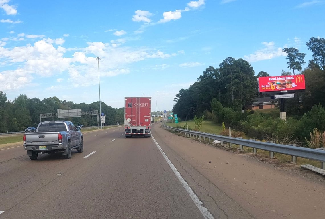 I-20 0.68 mi. w/o Ellis Ave. (Exit 42A) Media