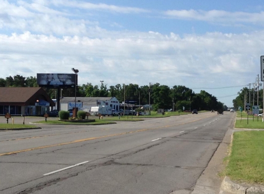 S 11th St. (SR-51) 300 ft S/O Fort St. ES F/N - 1 Media