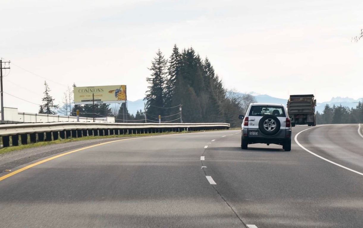 Hwy 522 1300 ft E/O 76th Dr NS, W/F Media