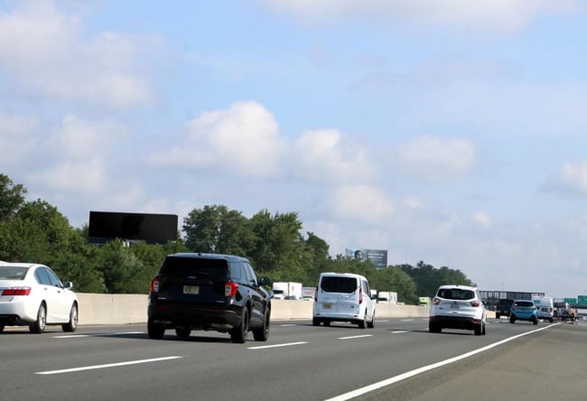 Location photo for Pleasant Hill Rd near pleasant hill farm (Monroe Township)