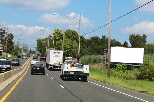 Location photo for NJ-35 near Rt-35 at Industrial Rd#, Laurence Harbor (Old Bridge)