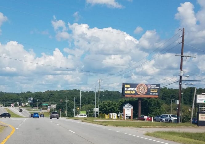 ATL HWY SS 0' W/O ATHENS TOWN BLVD F/W - 2 Media