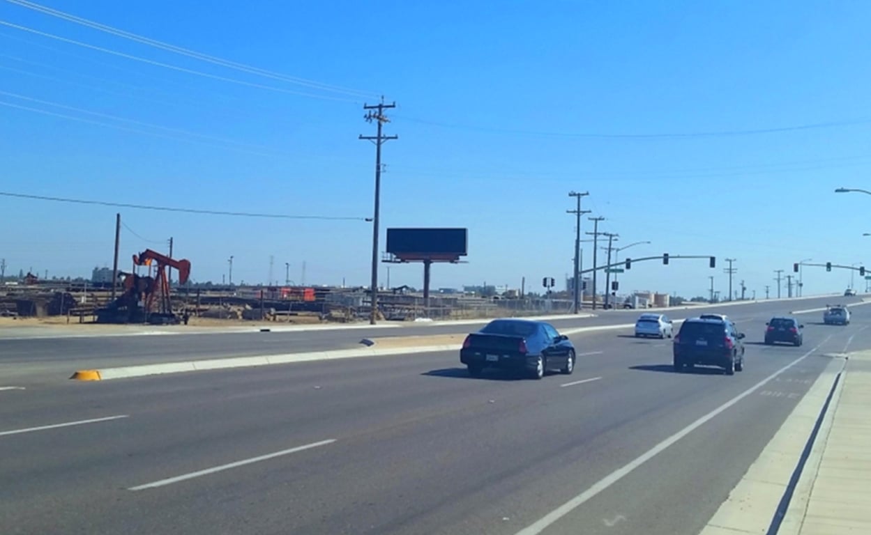 Location photo for Mohawk St (Bakersfield)