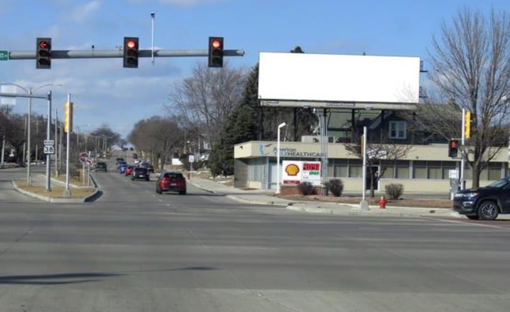 Location photo for S Howell Ave near Layton & Howell, Mitchell Field (Milwaukee)