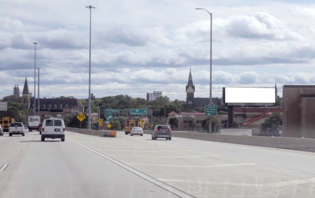 Location photo for W National Ave near W. National Avenue / S. 6th Street, Walker's Point (Milwaukee)