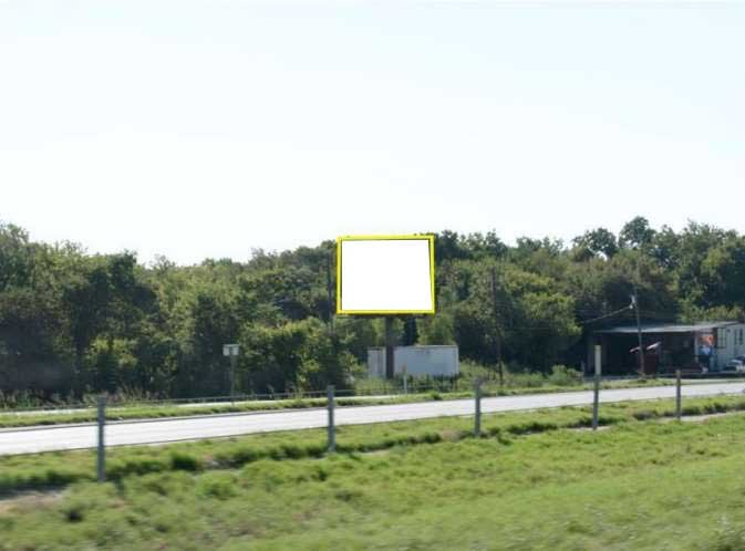 I-35W-MP30-3.9MI N/O HWY-67 E/S Media