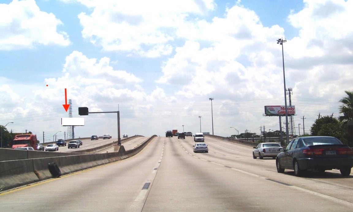 Location photo for Gulf Fwy near Telephone Rd @ Tellepsen St, Lawndale / Wayside (Houston)
