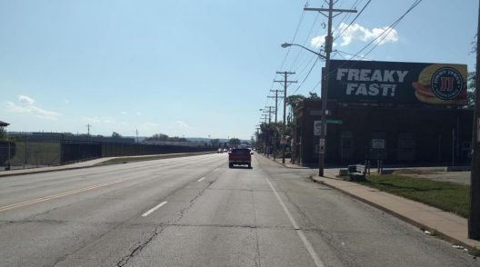 Location photo for NE Adams St near Adams and Spitznalge/PCC, Averyville (Peoria)