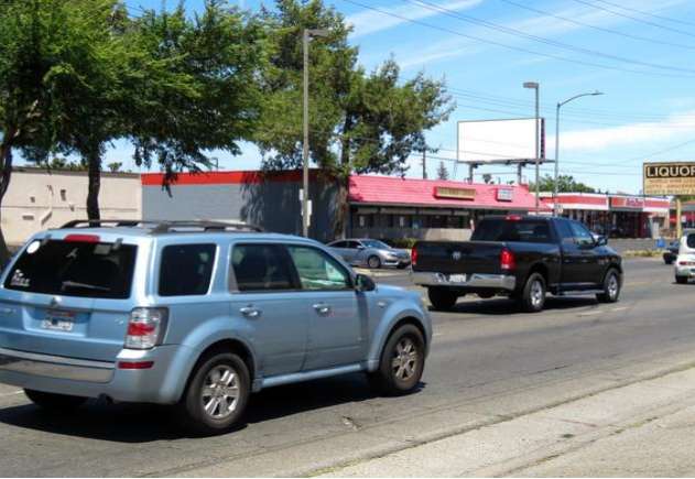 Location photo for Fruitridge Rd near Fruitridge Rd & Stockton Blvd (WB), Southeastern Sacramento (Sacramento)